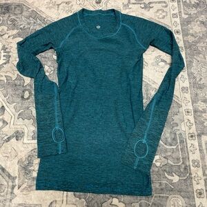 Teal Lululemon long sleeve top